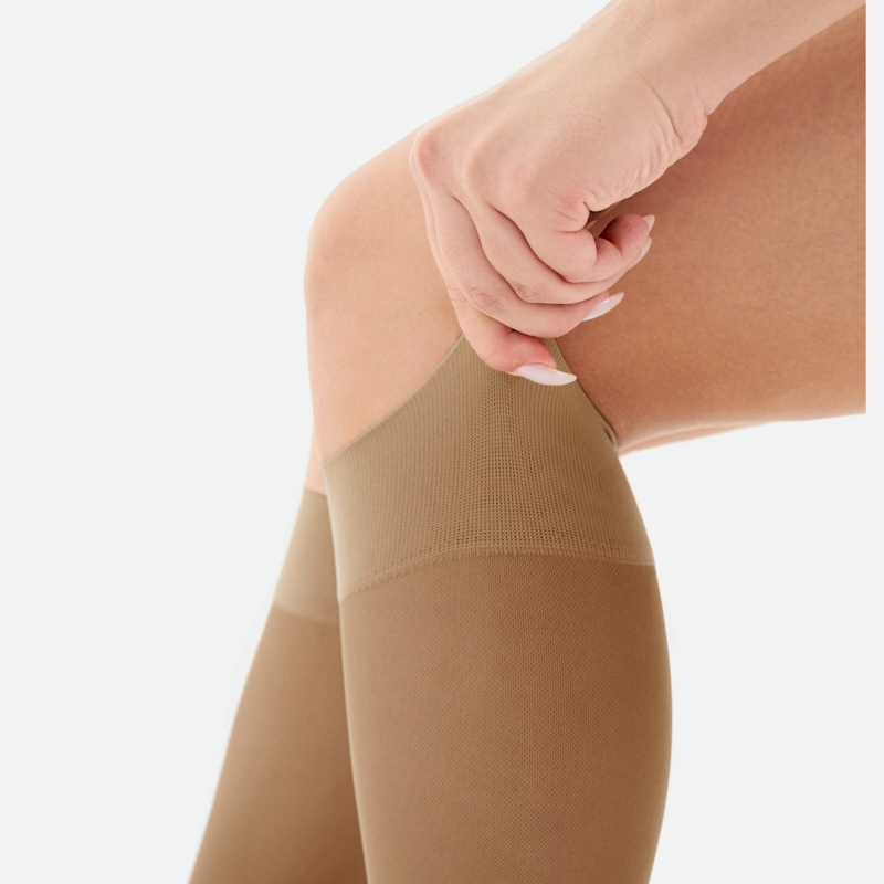 Компрессионные гольфы 2С100 VENOTEKS, 2 класс купить в OrtoMir24